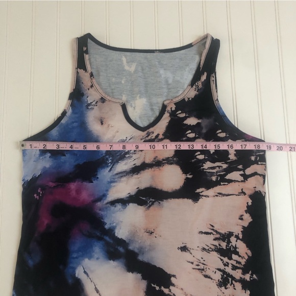 Shein Tie Die Tank Top - Picture 4 of 7